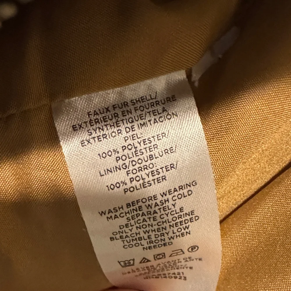 LOFT Tan Sherpa Jacket - Picture 3 of 4
